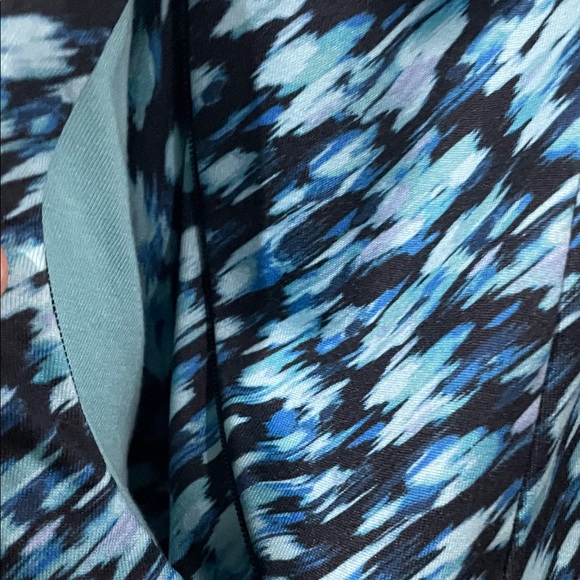 Talbots Teal and Black Long Sleeve Thermal Athletic Top - Picture 7 of 14